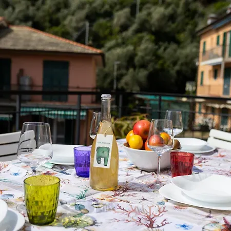 A Terrace Overlooking The Sea شقة *